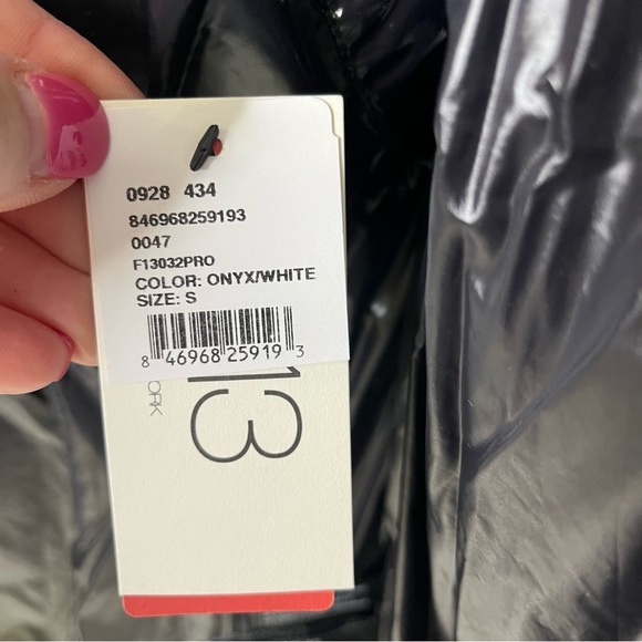 S13 Annie Faux Shearling Trim Puffer Vest Black Size Small - Picture 7 of 10